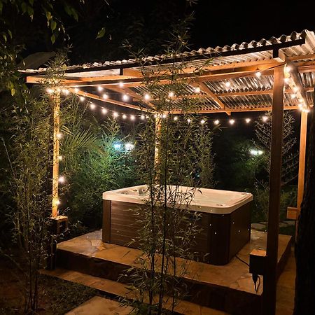 شقة The Jungle Oasis With Heated Pool نيروبي المظهر الخارجي الصورة