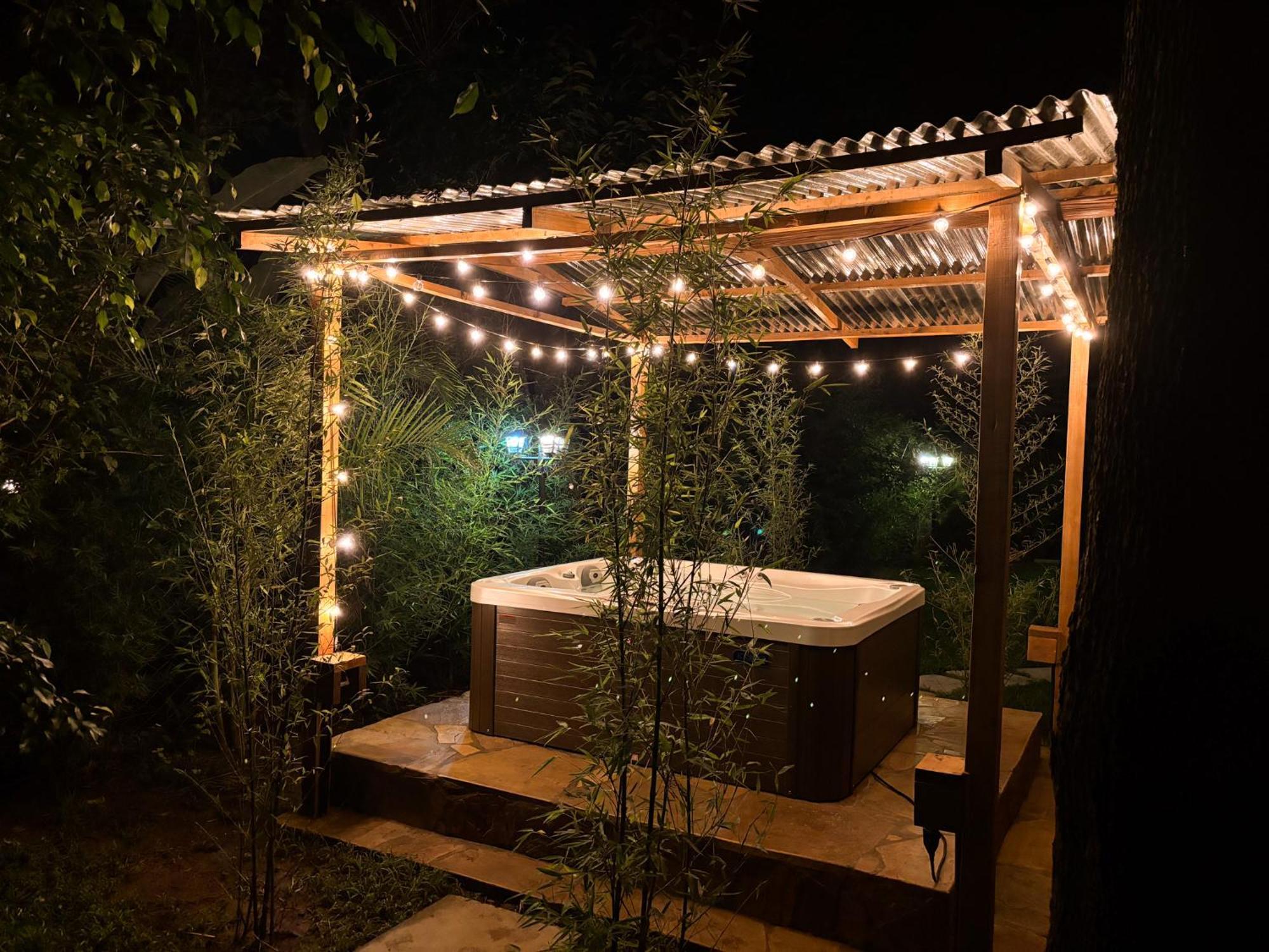 شقة The Jungle Oasis With Heated Pool نيروبي المظهر الخارجي الصورة
